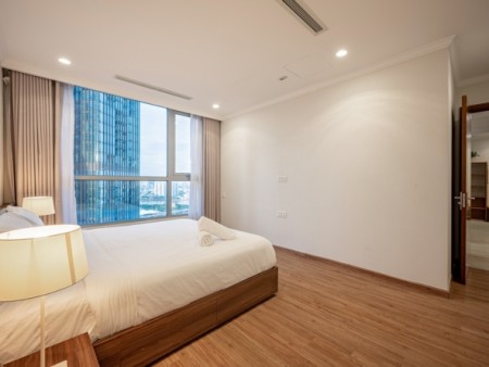 Cho thuê căn hộ Vinhomes 3 phòng ngủ Landmark 81