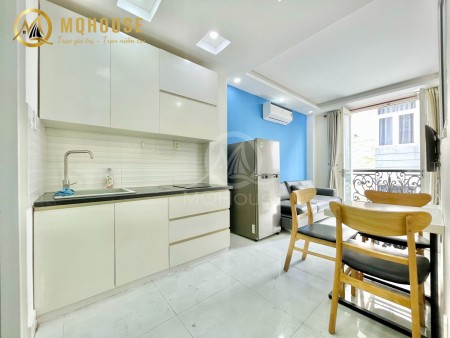 Căn hộ cao cấp 1 và 2 phòng ngủ ngay sân bay có ban công