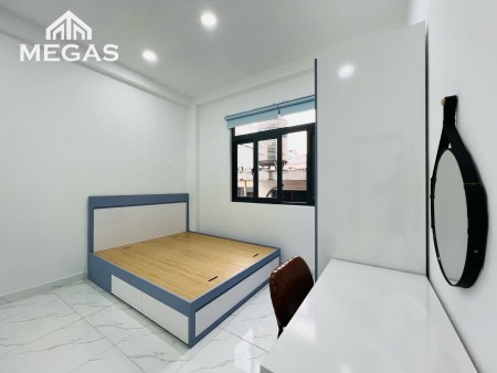 Căn Hộ mới xây Đường 3 Tháng 2_Full nội thất_Ban công riêng_Gần nhà thi đấu Phú Thọ_máy Giặt Riêng