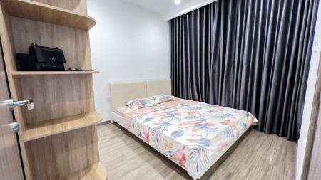 Cho thuê căn 2pn2+1- 63m2 full nội thất vào ở luôn Vinhomes Smart city giá 12tr