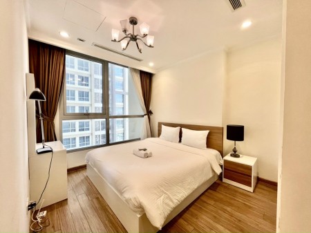 Cho thuê căn hộ Vinhomes, 1PN View trực diện Landmark 81
