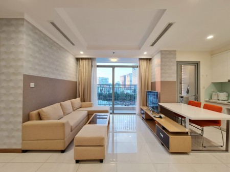 Gia đình chuyển về Q7, cần cho thuê gấp căn hộ 1PN 1WC tòa L2 view trực diện L81