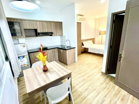 CĂN HỘ 1PN CAO CẤP_ VÁCH KÍNH _ FULL NỘI THẤT _ NGAY THE ADORA CENTER _ TÂN BÌNH