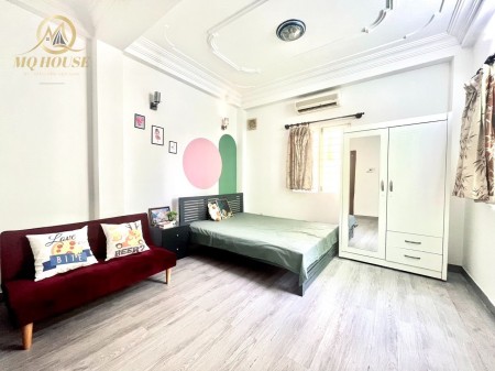 Cho thuê CHDV full nội thất ngay mặt tiền đường Yersin Q1 - Gần chợ Bến Thành - Giá 5.5 triệu, 30m2, 1 phòng ngủ, 1 toilet