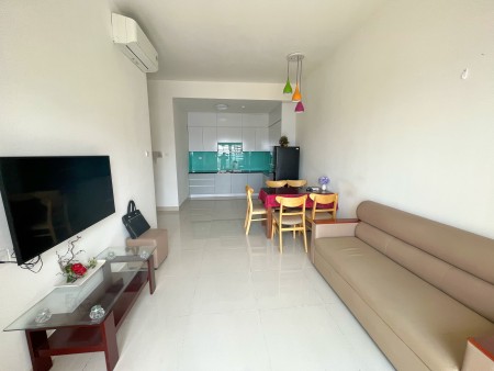 Cần cho thuê lại căn hộ 2PN full nội thất The Sun Avenue, Q2