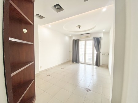 Căn hộ NT cơ bản - Ban công - Mặt tiền đường Út Tịch - Đoạn gần Trường Sa Hoàng Sa - T.BÌNH