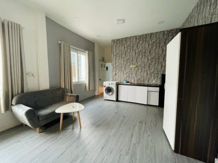 ️ CHO THUÊ CHDV 50m2 ĐẦY ĐỦ NỘI THẤT, BANCOL NGAY NGÃ 5 GV