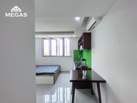 Căn Hộ Full Nội Thất Cửa Sổ Thoáng Nhà Mới Gần Học Viện Cán Bộ