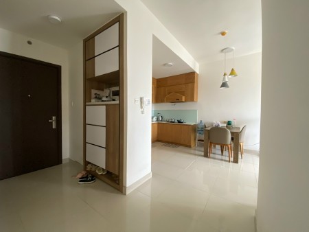 Cho Thuê căn 2PN, dự án The Sun Avenue,Giá thuê: 16tr/tháng chưa bao phí, lh 0903681920