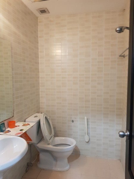 Cho thuê Căn hộ CC SCREC tầng trung view bờ kè 2PN giá 14tr