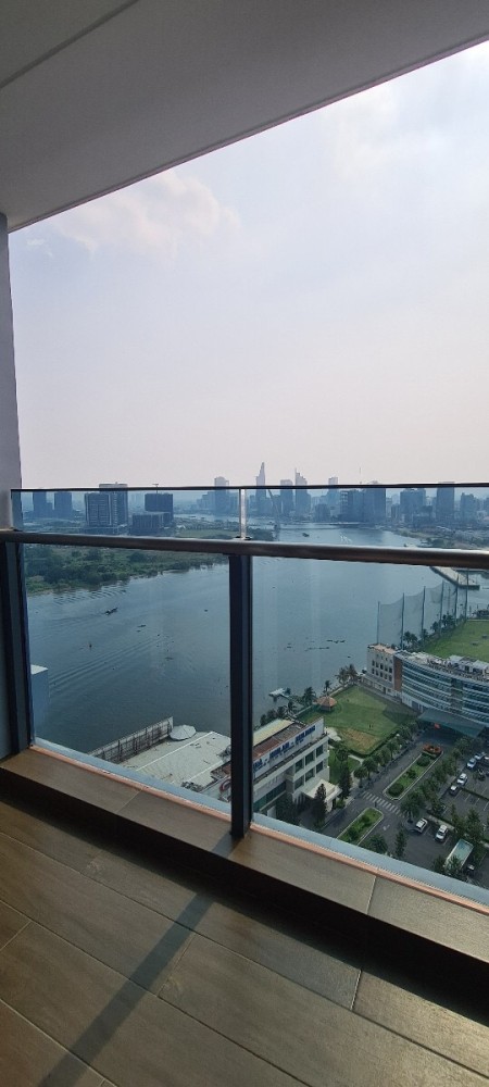 Một điều đặc biệt là 3PN, NTCB ở Sunwah Pearl view cực kì đẹp với giá thuê 42 triệu