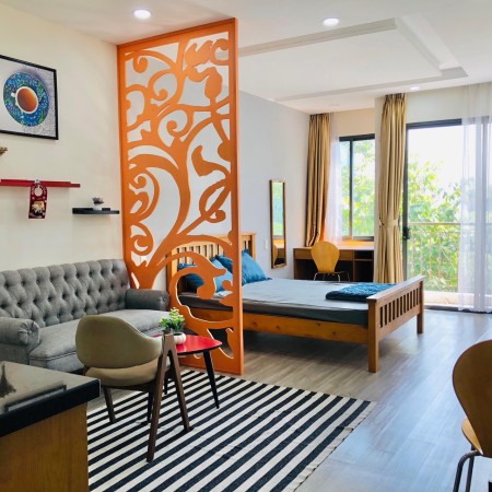 Căn hộ Full NT có bancol ngay mặt tiền đường Hoàng Sa gần Thảo Cầm Viên, Cầu Thị Nghè Quận 1