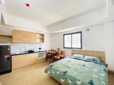 Căn Hộ Studio vách ngăn cửa sổ cách Lotte 2p ngay trung tâm quận 7