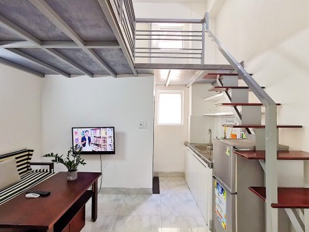 Trống sẵn căn hộ Duplex full nội thất, cửa sổ rộng thoáng an ninh, giá siêu ưu đãi