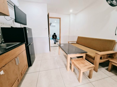 2PN ban công full nội thất, Trần Bình Trọng, Quận 5, ĐH Sài Gòn
