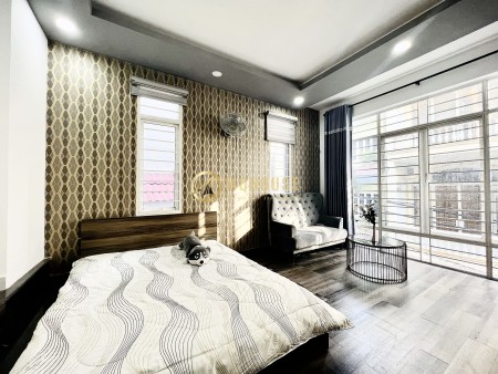 Căn hộ studio full nội thất  ngay Phan Đình Phùng