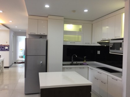 Cho thuê căn hộ CAO ỐC BMC 96m2, 3PN, 2WC, Full nội thất. Giá Thật: 15 tr/th