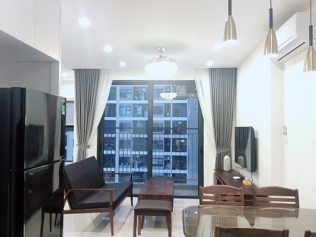Cho thuê 2PN+, 2WC Full đồ siêu nét Vinhomes Smart City