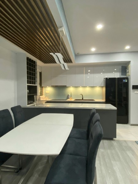 Căn Hộ 2PN Nội Thất Cao Cấp Trống Sẵn Cho Thuê Tại Vista Verde