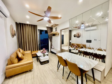 Cho thuê nhanh căn 2 ngủ đẹp full đồ 10tr/tháng ở luôn chung cư Vinhomes Smart City