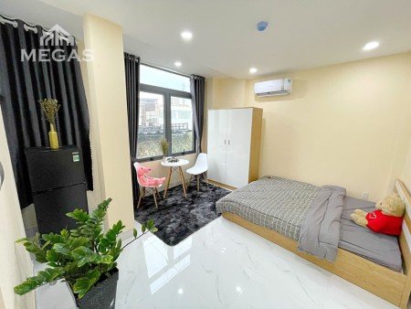 Cho thuê CHDV Q3 mặt tiền Huỳnh Tịnh Của, cửa sổ thoáng, thang máy, chỉ từ 6.xx