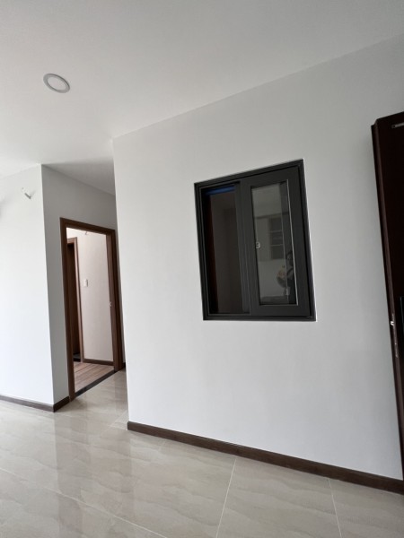 Cho thuê căn hộ Bcons Plaza 2PN 2WC Sẵn rèm giá 4tr5