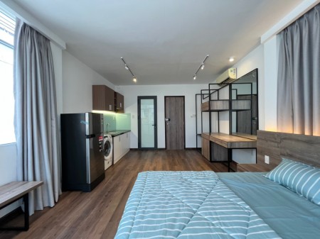 Chdv 1pn riêng, máy giặt riêng ngay trung tâm Quận 1 lh 0383285786