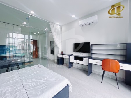 Căn Hộ Cao Cấp Bancol Full NT ngay SVĐ Phú Thọ