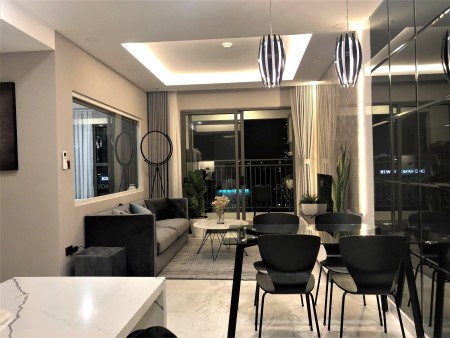 Căn Hộ giá siêu tốt 2 Phòng view sông Sài Gòn Royal Quận 4