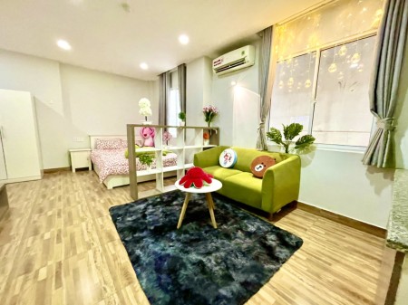 Căn hộ Studio decor xinh cầu Calmette Bến Vân Đồn, 30m2, 1 phòng ngủ, 1 toilet