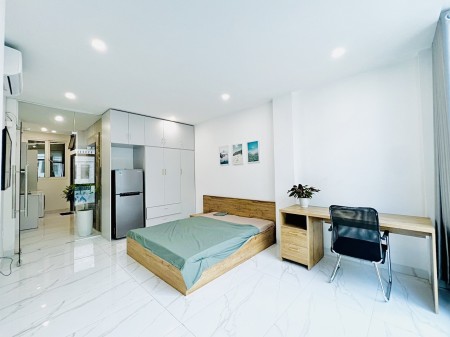 Căn hộ 1PN 50m2 gần Công viên Lê Văn Tám, Hồ Con Rùa, Đầy đủ nội thất, Máy giặt riêng