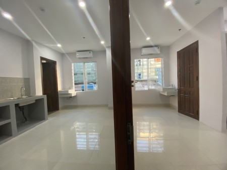 Căn hộ ngay đuôi cầu Rồng, đường Phạm Hồng Thái, 45m2, 1 phòng ngủ, 1 toilet