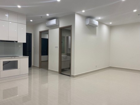 Chính chủ cho thuê căn hộ 3 phòng ngủ, nội thất cơ bản, 10tr5/tháng tại Vinhomes Smart City