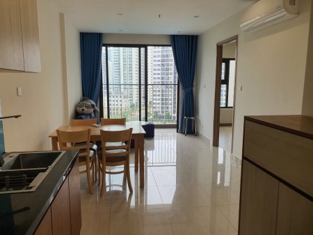 Căn 2pn2wc view hồ bơi, có sẵn bếp, rèm, sofa, bàn ăn, giường, tủ quần áo, kệ giày, giá 6.5tr