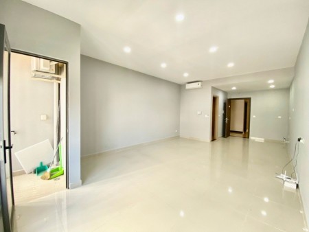 Sunrise CIty View 39m2, HTCB, Có Rèm, Máy Lạnh, Gía 9Tr/Tháng Hotline 0906233195