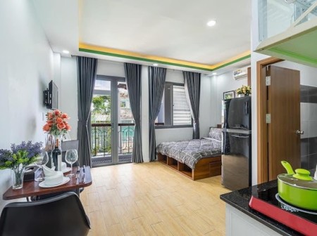 Căn hộ studio ban công bếp xa giường , gần Nguyễn Hữu Cảnh , Ngã Tư Hàng Xanh