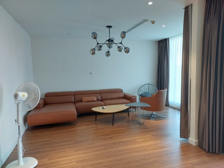 Cho thuê căn hộ cao cấp PN- Techcons 3PN, 2toilet, full đủ NT đẹp. Giá cho thuê: 18 tr/th