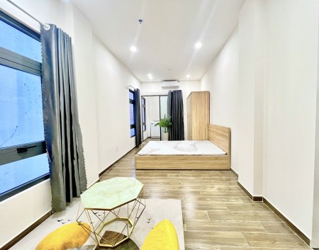 Căn hộ Ban công 40m2 tại Bình Thạnh sát Quận 1 - Nguyễn Hữu Cảnh - HUTECH