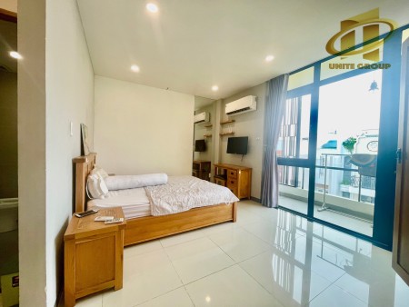 Studio có ban công và máy giặt riêng, ngay KDC Nam Long Q7 giá thuê chỉ 6trxx