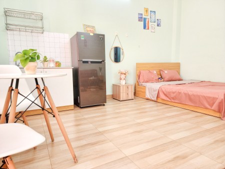 Căn Hộ đầy Đủ Nội Thất máy giặt riêng mới xây quận 7 gần quận 4 và quận 1