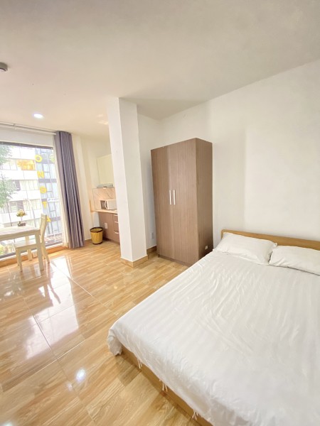 Căn hộ tách bếp 40m2 tại Đakao Quận 1 gần CV Lê Văn Tám