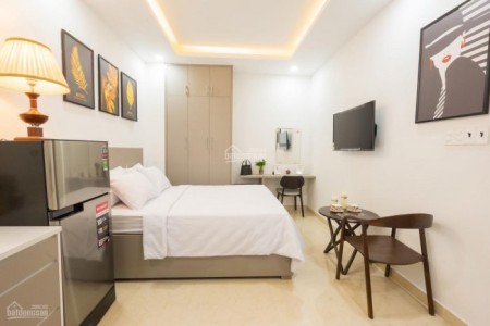 Quận 7 Studio full nội thất cửa sổ lớn thoáng mát