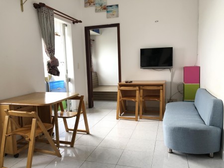 Cần cho thuê gấp căn hộ Ngọc Khánh Tower Quận 5, Dt : 67 m2, 2PN Giá : 10.5 tr/th