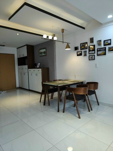 Cần cho thuê ngay căn hộ Scenic Valley - DT 84m2 2PN, nhà đẹp giá 19 triệu/tháng