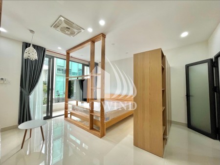 Căn hộ 1pn 2pn cao cấp bancony, 40m2 - 50m2 trung tâm quận 1 chỉ từ 8tr