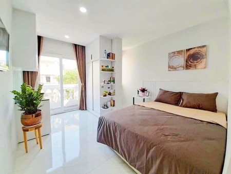 Cho thuê căn hộ studio full nội thất, bancon siêu thoáng ngay TT Quận 7