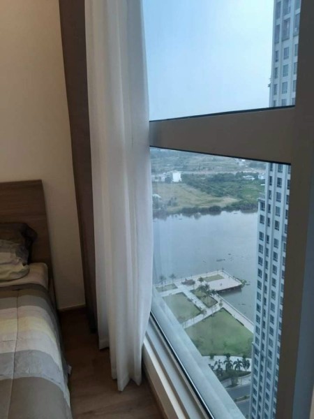 Cho thuê 2pn Vinhomes Central Park quận Bình Thạnh view sông giá tốt