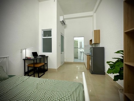 CHDV full nội thất ngay Mũi Tàu Lạc Long Quân & Âu Cơ, gần ĐH Văn Hiến, thuận tiện đi lại Q10, Q3