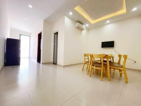 Căn hộ 1 phòng ngủ - máy giặt riêng - ban công / cửa sổ