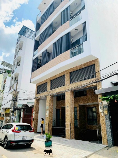 Studio 30m2 cửa sổ thoáng máy giặt riêng gần sân bay